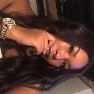 Meet your Posher, Ravin